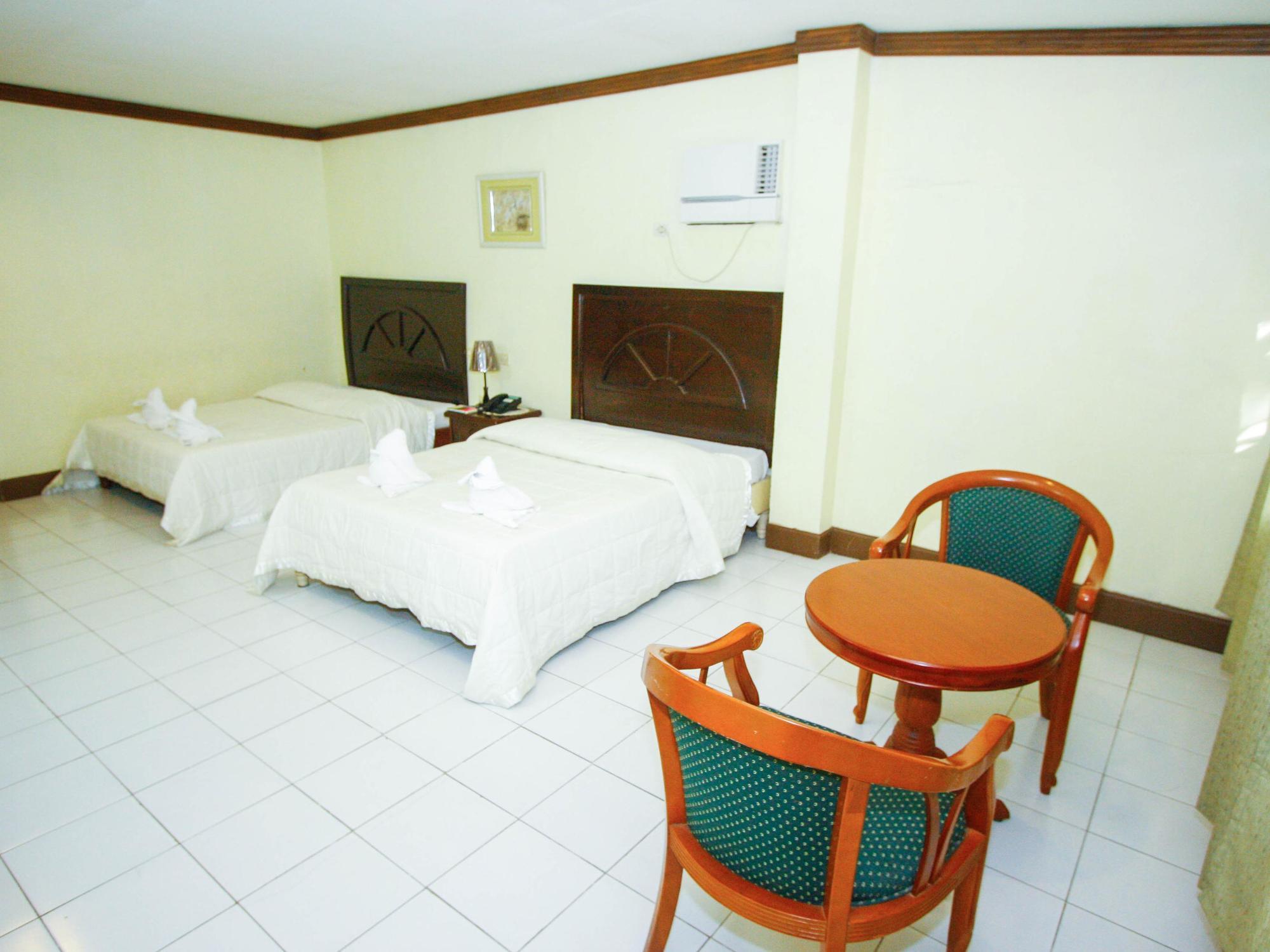 Totolan Bohol La Roca Hotel מראה חיצוני תמונה
