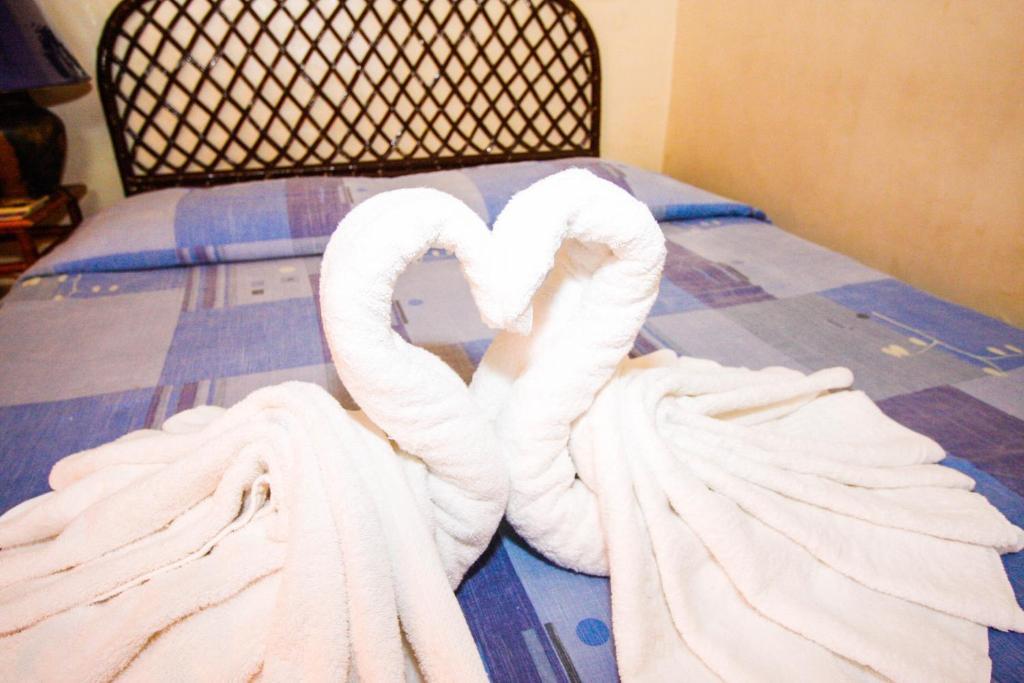Totolan Bohol La Roca Hotel מראה חיצוני תמונה