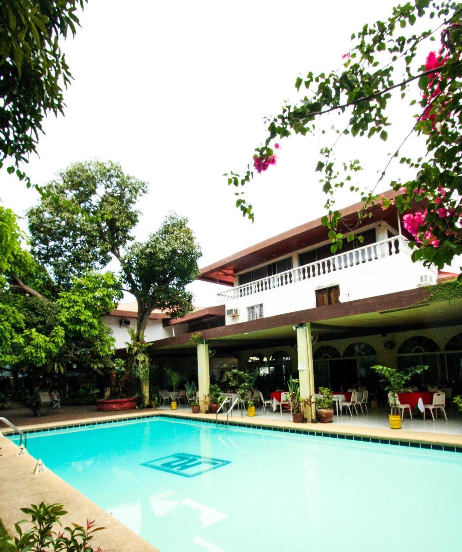 Totolan Bohol La Roca Hotel מראה חיצוני תמונה