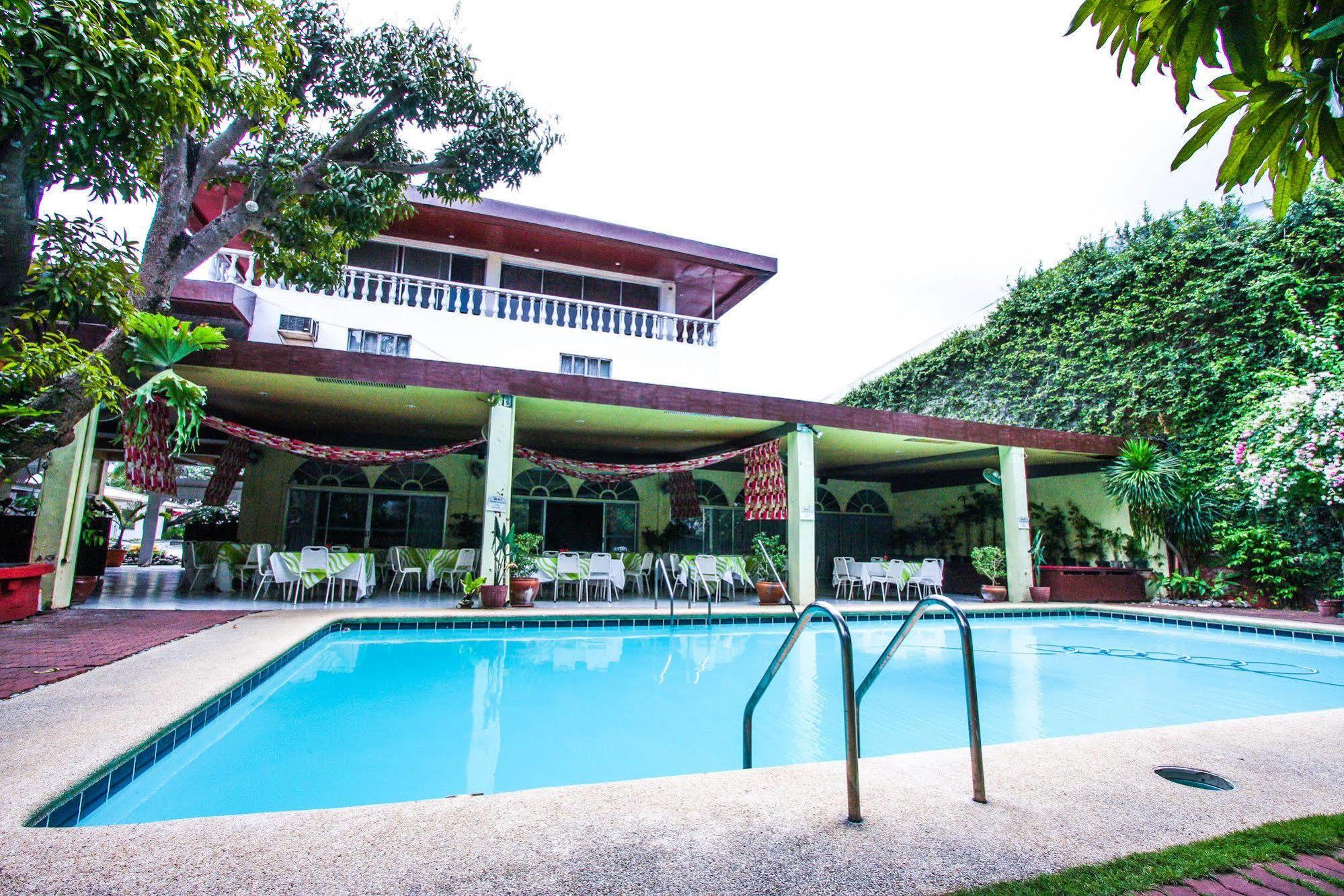 Totolan Bohol La Roca Hotel מראה חיצוני תמונה